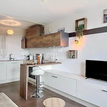 Apartment Evasion Yourhosthelper